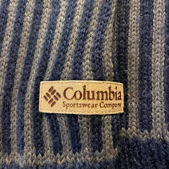 Columbia Navy and White Zip Up Sweater - Picture 7 of 9